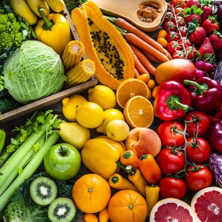  Colorful fruits and veggies